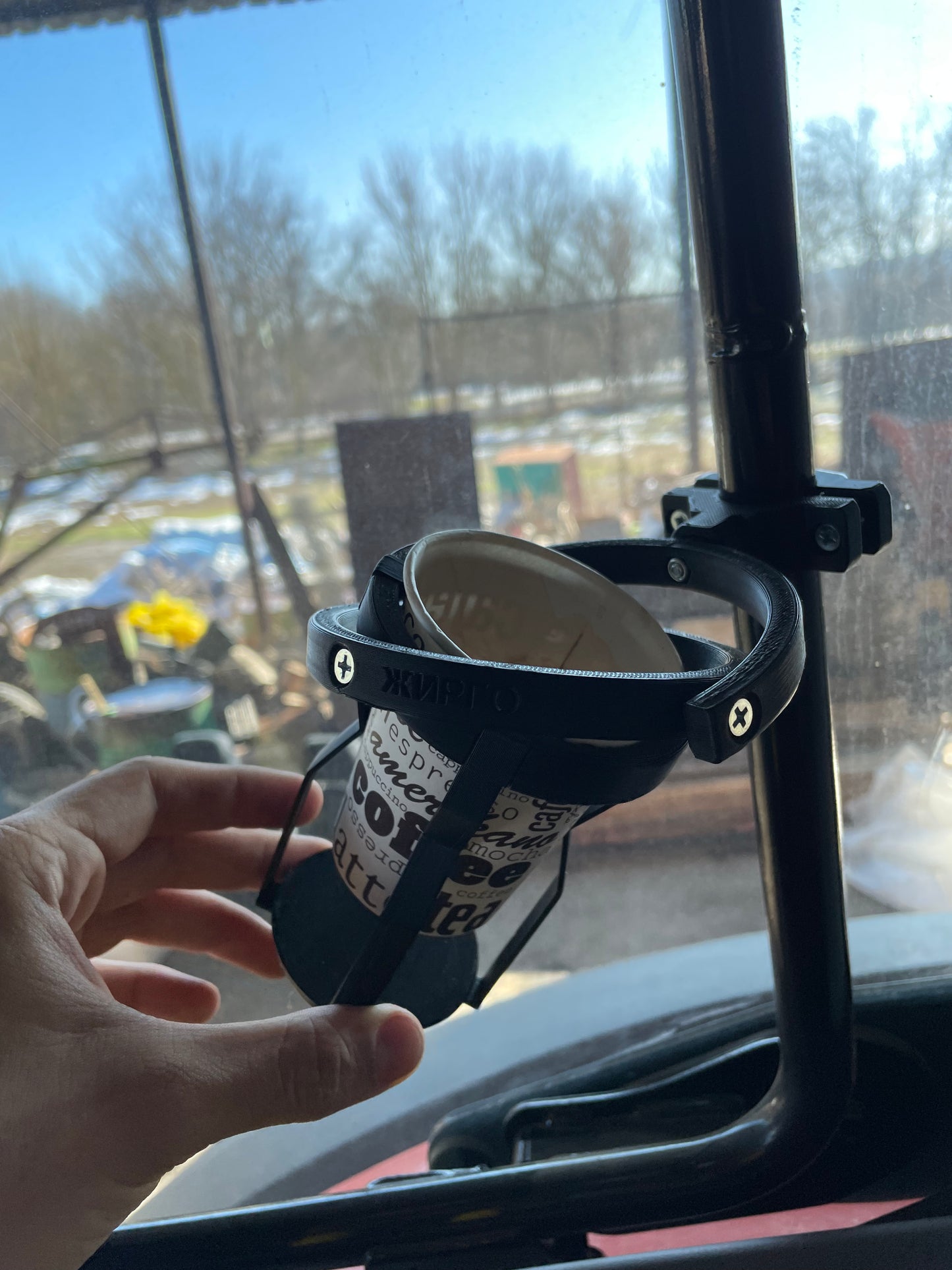 🚜🍹GyrGo Cup Holder Expander Gyroscopic for Coffee and Cans - Anti-Spill 🛻